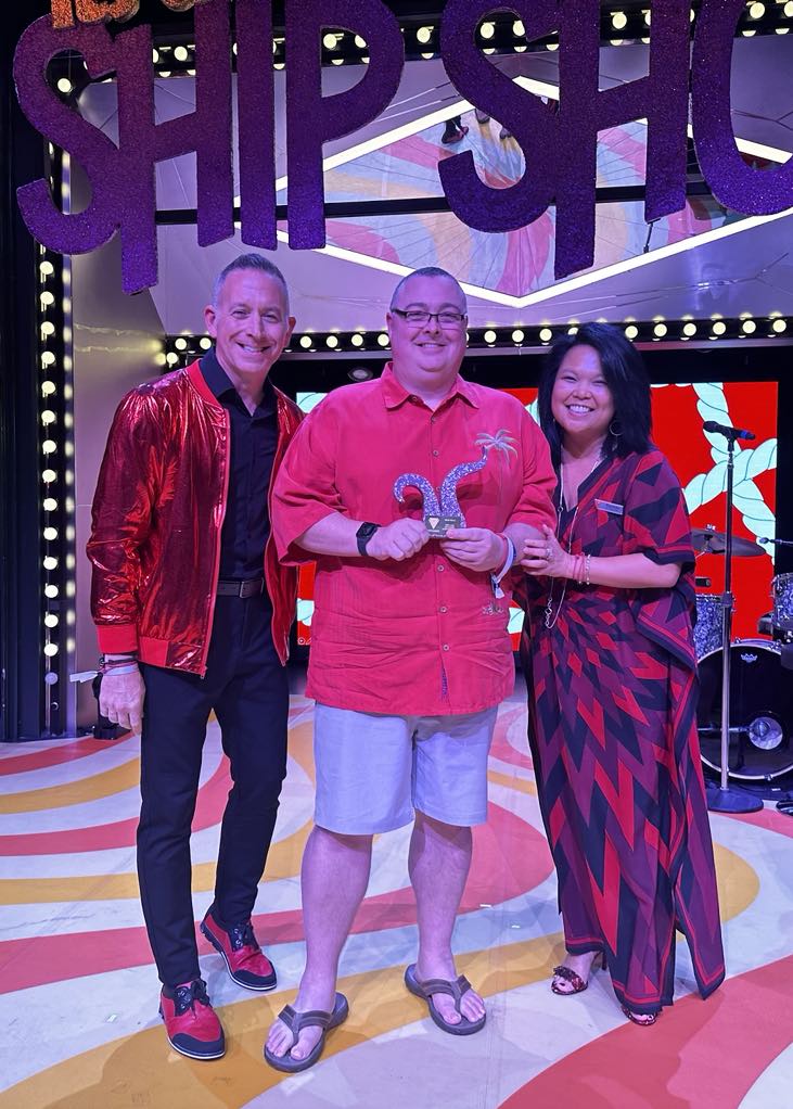 Sean Mills receiving Top 100 First Mate Award